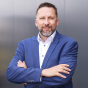 freiberufler Operativ stark | Strategisch klar | Interim Manager für Wandel und Wirkung auf freelance.de