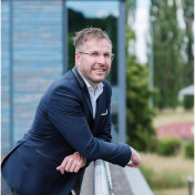 freiberufler Entwicklungsdienstleistung / Projektleitung / Internationaler Vertrieb auf freelance.de