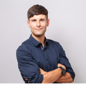 freiberufler Beratungsingenieur für Multinormsysteme auf freelance.de