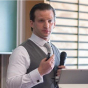 freiberufler Strategic Advisor for Data, AI and Blockchain • Speaker • Author • Mentor auf freelance.de