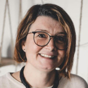 freiberufler Wir sind [...] – Texthandwerkerinnen mit einem Faible für Texte, die nicht nur gut klingen, sondern auch Sinn machen. auf freelance.de