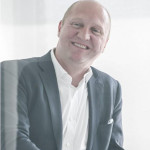 Freiberufler -Executive Digital Strategist & Transformation Leader (B2B/B2C)