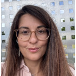 Freiberufler -Trainerin für Yoga, Achtsamkeit und Entspannung