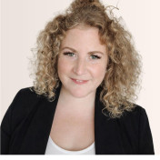 freiberufler Strategische KI-Beraterin | AI Transformation | KI-Strategie, Use Cases & KI-Systeme auf freelance.de