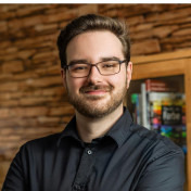 freiberufler Roberts Artstudio | Buch-Illustrator, Brand- und Webdesigner auf freelance.de