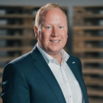 Freiberufler -Erfahrener Logistik- und Speditionsmanager. Komplexe Situationen verstehen und in klare Orientierung übersetzen. Strukturiert, wirksam & praxisnah.