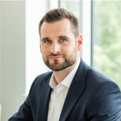 freiberufler Grafikdesigner Print & Digital | Motion & 3D auf freelance.de