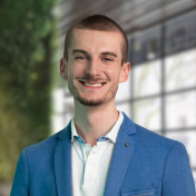 freiberufler Digitalagentur für KMU | DSGVO-Web, CRM-Integration & Social Media auf freelance.de