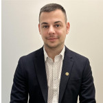 Freiberufler -Kommunikationsstarker Allrounder