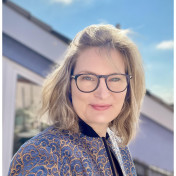 freiberufler Virtuelle Freelancerin & Strategische Partnerin für smarte Businesslösungen auf freelance.de