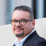 Freiberufler -nahezu 30 Jahren Managementerfahrung in Produktion und Betriebsführung