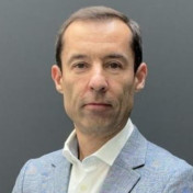 freiberufler Senior Datenbank- und Plattformarchitekt in Hybrid-Cloud-Umgebungen | Product & Team Lead auf freelance.de