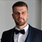 freiberufler Senior Full-Stack & Mobile App Developer | React, React Native, Native iOS/Android, Node.js, Python, KI-Integration auf freelance.de