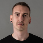 Freiberufler -Senior Graphic Designer