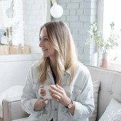 freiberufler UX/UI Designerin, Grafikerin, Mediengestalterin auf freelance.de