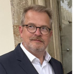 Freiberufler -Diplom-Kaufmann