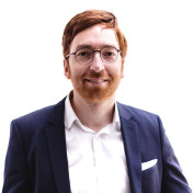 freiberufler Automotive Manager & Autohauskind & Dozent auf freelance.de