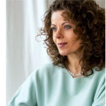 Freiberufler -geprüfte Grafikdesignerin