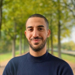 Freiberufler -Sneior Full Stack Software Engineer│Java/Spring Boot/Node.js/TypeScript/REST APIs/Microservices/React/Next.js