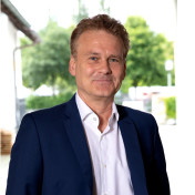 freiberufler Projektmanager und Sachverständiger für Schäden an Gebäuden auf freelance.de