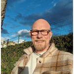 Freiberufler -Taktische Sales-Exzellenz & High-Ticket Closing.