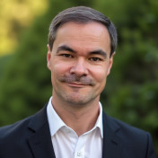 freiberufler Marketing an der Schnittstelle von Technologie, Daten & Menschen | Berater & Consultant für Performance, KI-Integration & datengetriebenes Marketing auf freelance.de