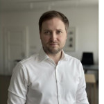 Freiberufler -Produktmanager und Digitalexperte mit Entwickler-Background