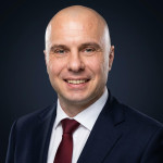 Freiberufler -AI Engineer & Fullstack Developer | Claude · n8n · LLM-Integration