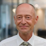 Freiberufler -Diplom-Ingenieur der Angewandten Informatik