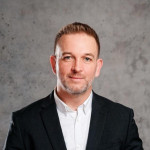 Freiberufler -Software-Engineer mit kaufmännischer Erfahrung