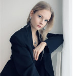 Freiberufler -Brand ID & Social Designer