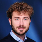 Freiberufler -Digital Business & E-Commerce Transformation Lead | Michelin-Operator | 4 Exits | DAX/STOXX-Kunden | Ph.D. AI in E-Commerce