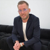 freiberufler Fullstack-Entwickler für moderne Websites, Webshops, Apps & mehr auf freelance.de