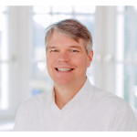 Freiberufler -Interim Manager mit breiter operativer Erfahrung in Management, Administration, Vertrieb und Training.
