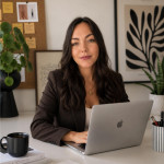 Freiberufler -Brand & Web Designerin | Creative Strategin | Content & Brand Consultant