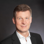 Freiberufler -Product Development & Product Specialist Leader — Investment Funds