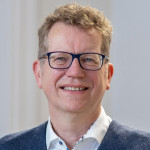 Freiberufler -Senior Executive, Berater, Trainer und Sparringspartner für digitale Transformation, IT-Strategie und den praxisnahen Einsatz von Microsoft 365, M365 Copilot und KI im Mittelstand