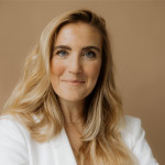 Freiberufler -Wirtschaftsprüferin & Steuerberaterin | IFRS, CSRD & Reporting/Finance-Transformation