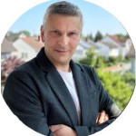 Freiberufler -IT-Consultant & Fullstack Java Developer