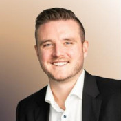 freiberufler Change & Project Manager | AI & SAP CRM Specialist | +330 % Nutzung | n8n & KI-Automatisierung | nachhaltige Adoption auf freelance.de