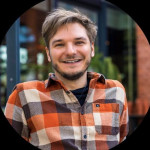 Freiberufler -System Architect  / Senior Software Developer / DevOps engineer