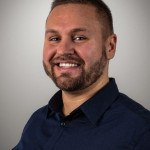 Freiberufler -DevOps & Platform Engineer · CI/CD-Plattformen · LLM-Integration