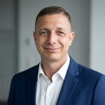 Freiberufler -Experte für Zeichnungsprüfung & 8D-Support | Qualitäts- & Messdatenanalyse