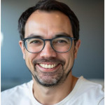 Freiberufler -Interim Marketing & Strategy Leader | Markenstrategie, Wachstum & Transformation