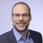Freiberufler -Senior Systems Architect | Cloud & DevOps Engineer | AWS SAA | Terraform