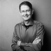 freiberufler Freelance Software-Entwickler und Berater für Open-Xchange App Suite Erweiterungen, Vue.js, React und Next.js auf freelance.de