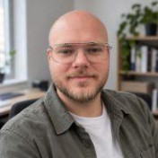freiberufler Webdesigner & Online-Marketer – Websites für KMU, Praxen & Selbstständige auf freelance.de