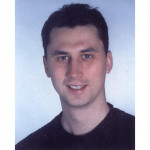 Freiberufler -Senior Software developer for Automotive Embedded Systems, Mac OS, Windows and Linux