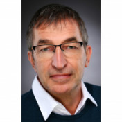 freiberufler Qualitätsmanagement, Projektbetreuung Kunststoffspritzteile / Medium führende Leitungen auf freelance.de