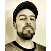 freiberufler Misch-Tonmeister, Sound Designer, Audio Engineer, Musiker, Redakteur, Übersetzer auf freelance.de